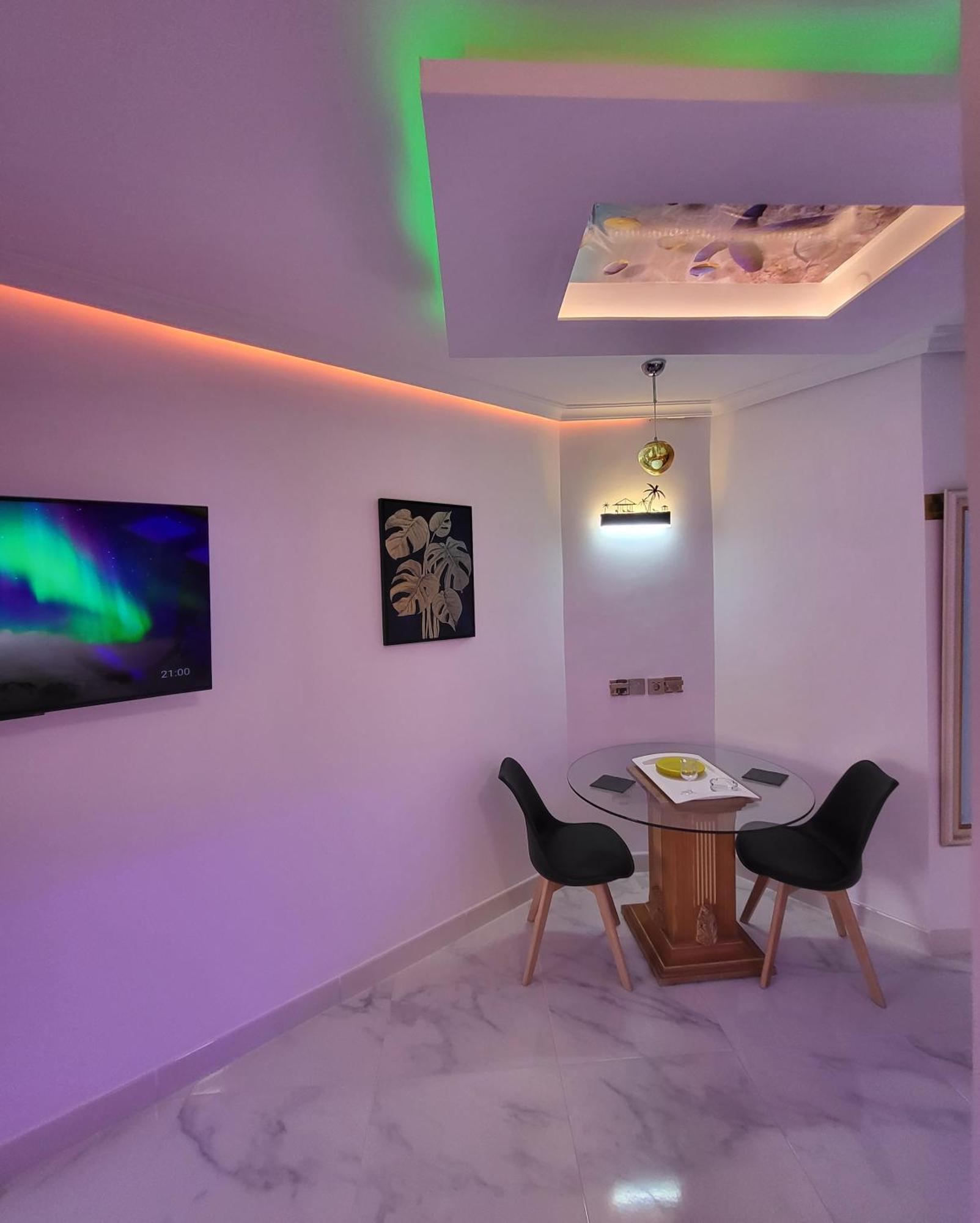 Moderno Y Luminoso Atico Con Vistas Y Piscina Apartment San Miguel de Abona Luaran gambar