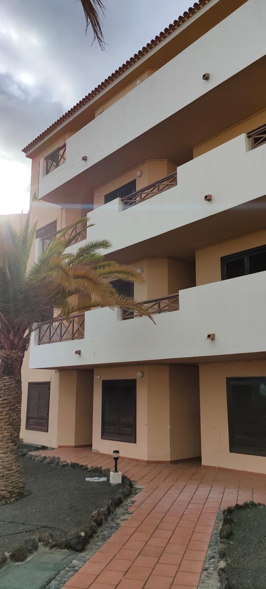 Moderno Y Luminoso Atico Con Vistas Y Piscina Apartment San Miguel de Abona Luaran gambar