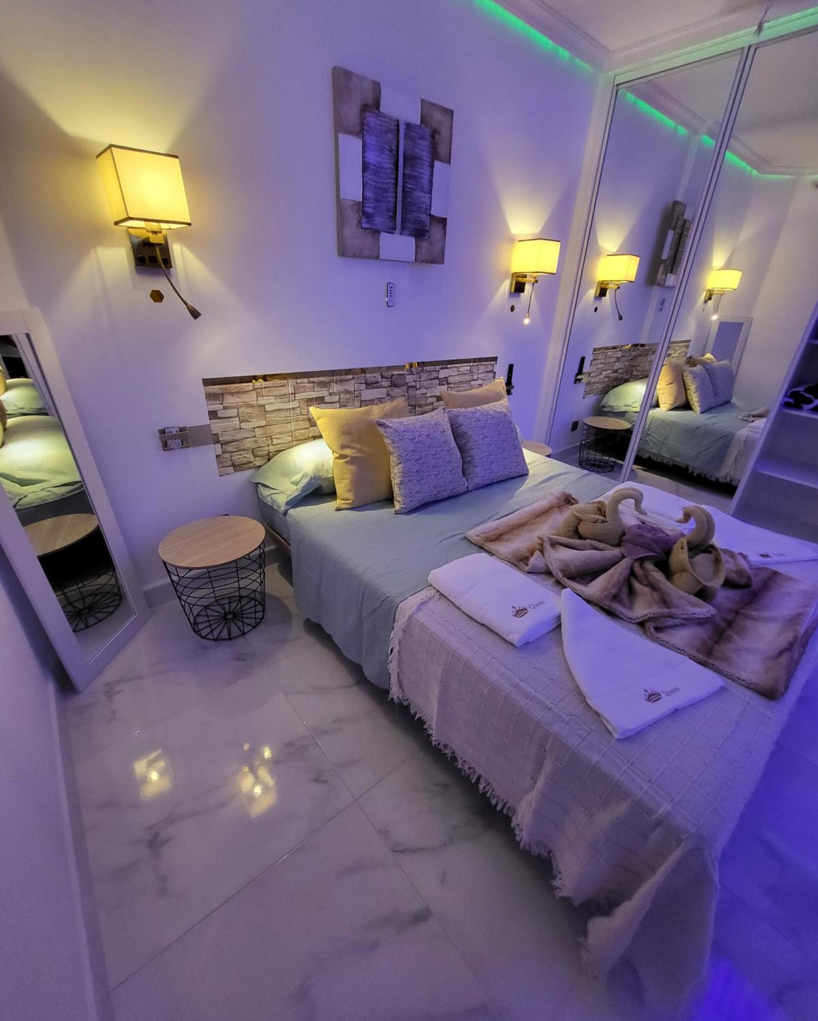 Moderno Y Luminoso Atico Con Vistas Y Piscina Apartment San Miguel de Abona Luaran gambar