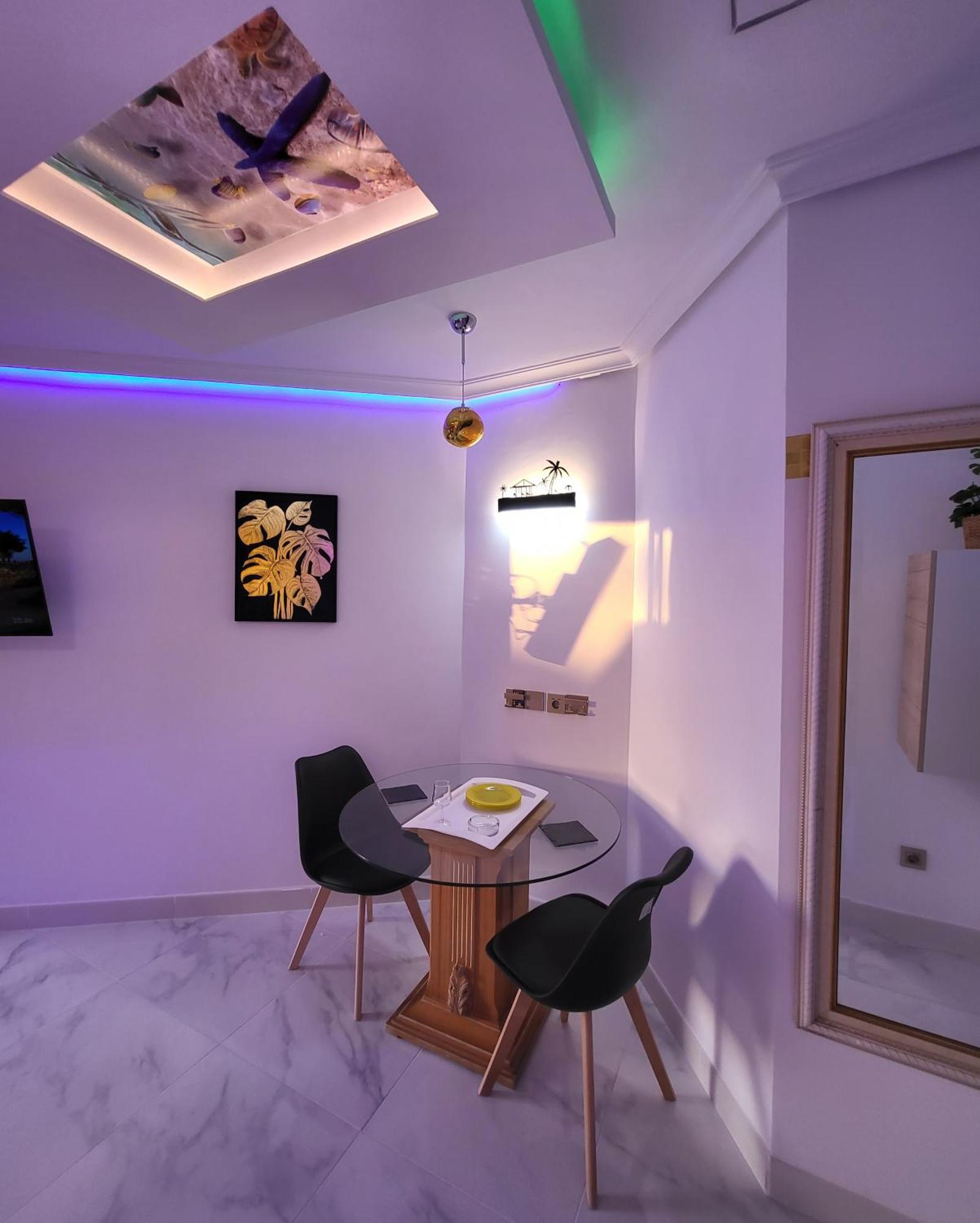 Moderno Y Luminoso Atico Con Vistas Y Piscina Apartment San Miguel de Abona Luaran gambar