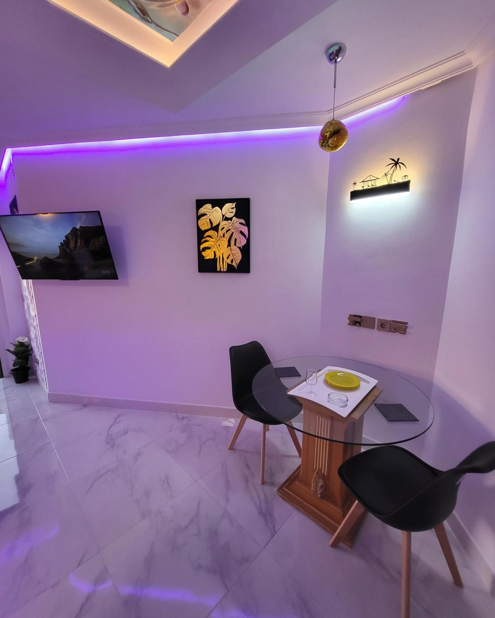 Moderno Y Luminoso Atico Con Vistas Y Piscina Apartment San Miguel de Abona Luaran gambar